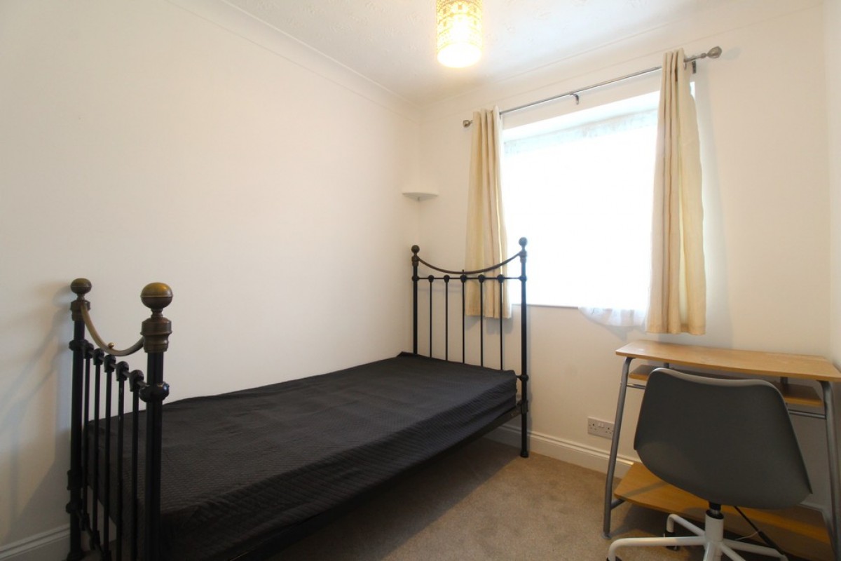 Ferdinand Walk, Greenstead