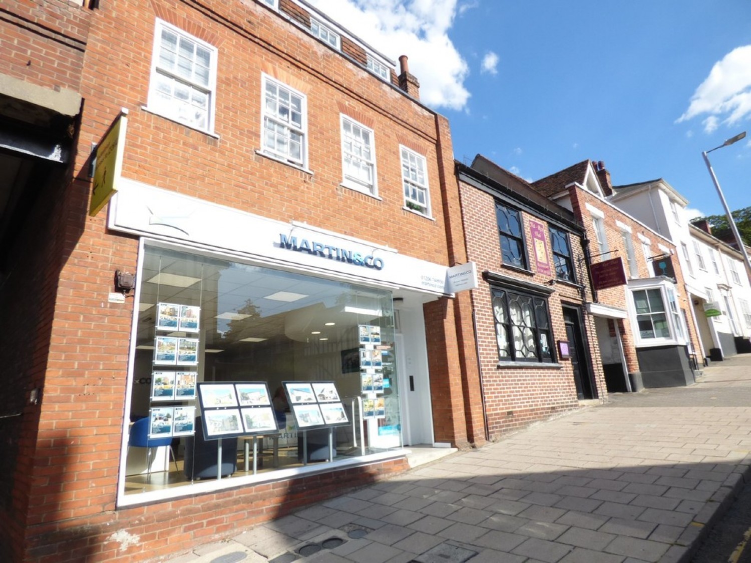 North Hill, Town Centre