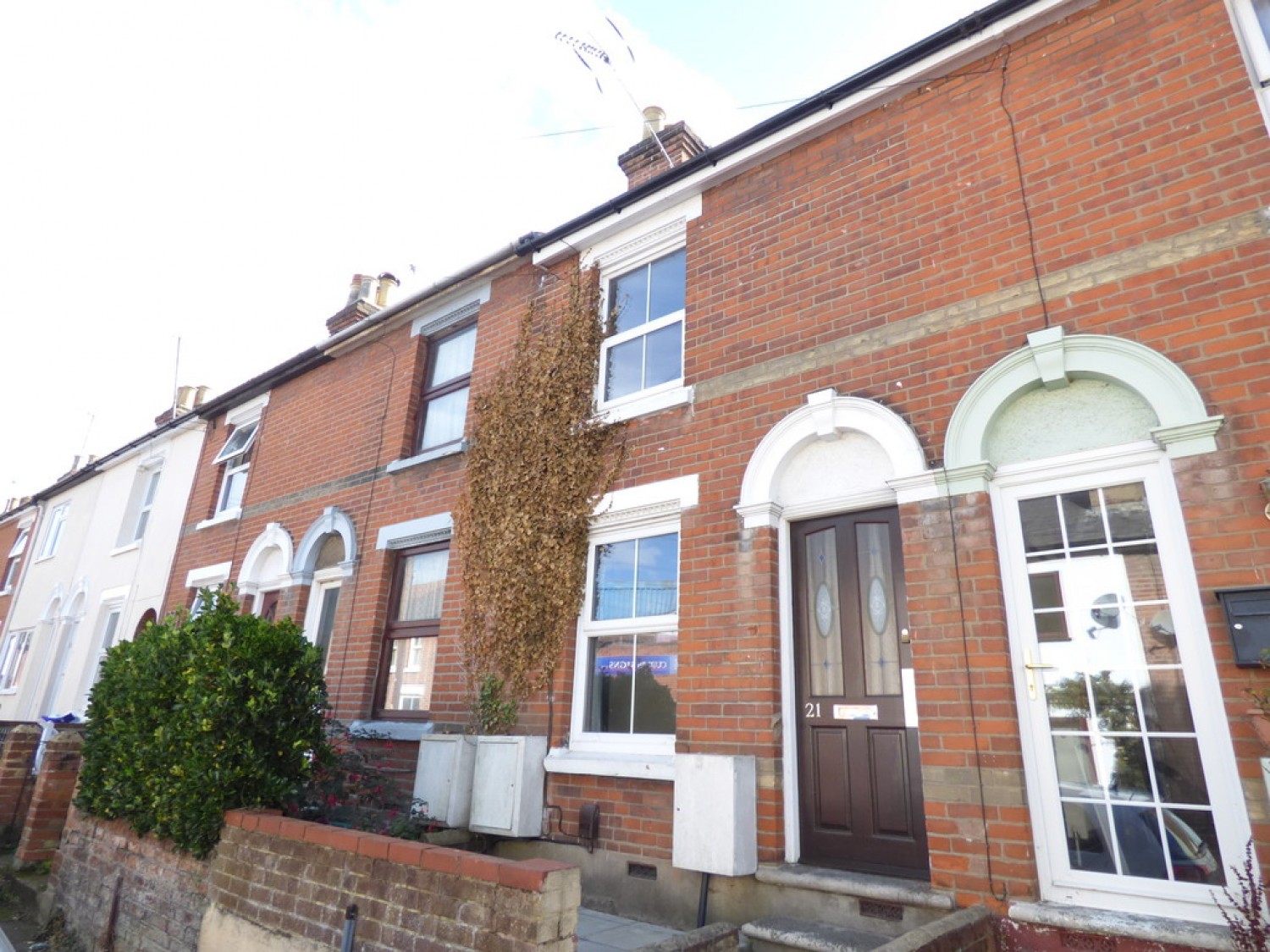 3 bedroom House in Fairfax Road, Town Centre
