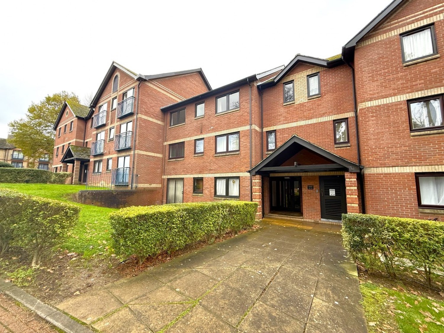 2 bedroom Flat for Letting Claremont Heights, North Station