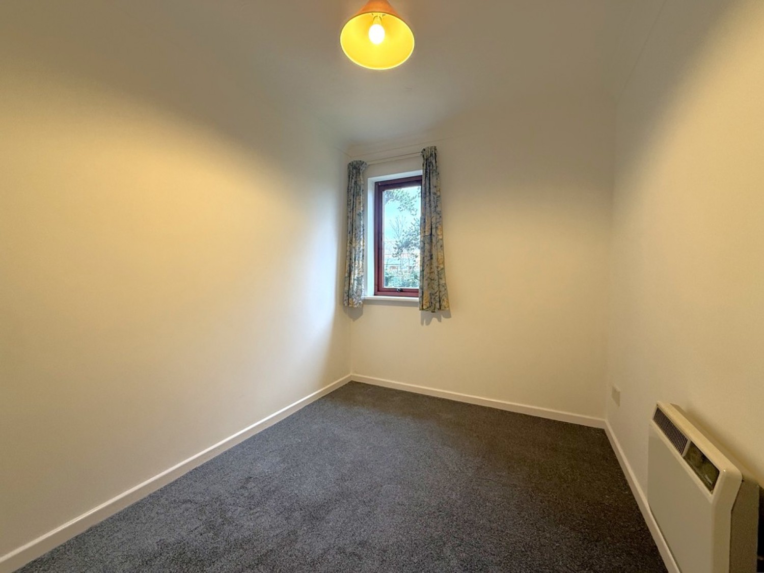 2 bedroom Flat for Letting Claremont Heights, North Station