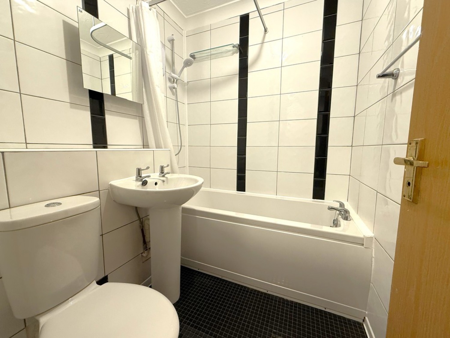 2 bedroom Flat for Letting Claremont Heights, North Station