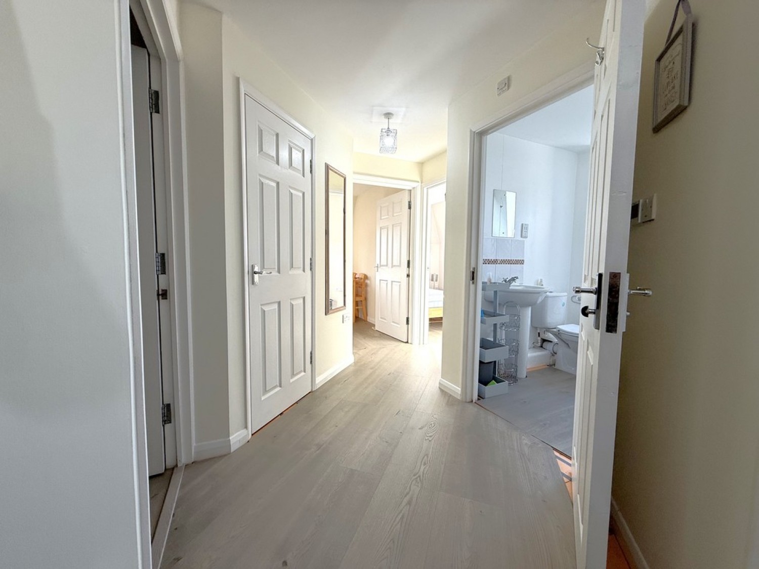 2 bedroom Flat for Letting Hardies Point, Hythe