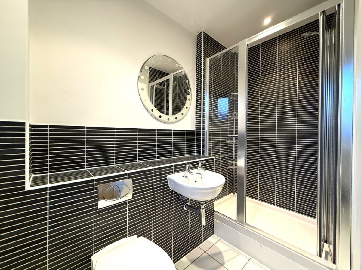 Propelair Way, North Station