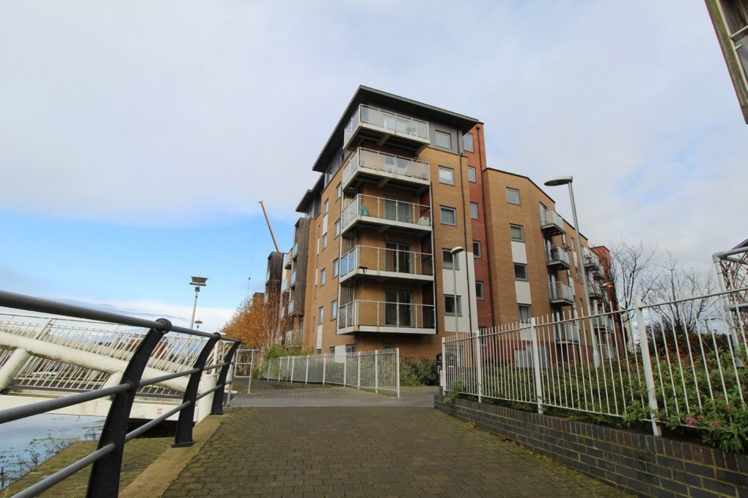2 bedroom Flat for Letting Heia Wharf, Hawkins Road, Hythe
