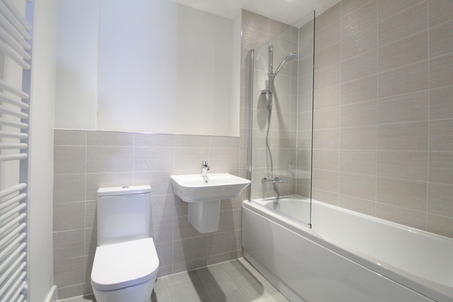 2 bedroom Flat for Letting Marina Walk, Rowhedge, Colchester