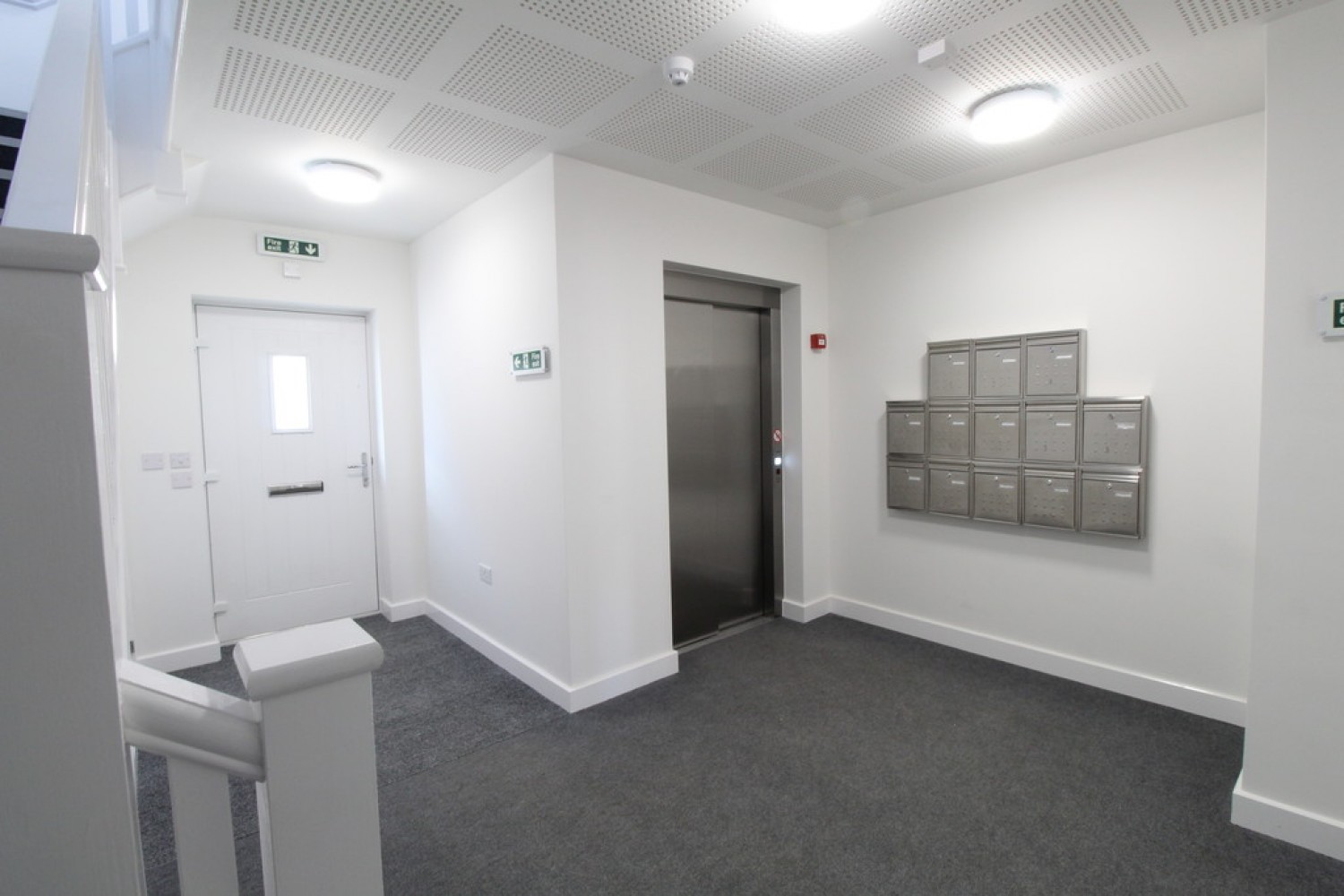2 bedroom Flat for Letting Marina Walk, Rowhedge, Colchester