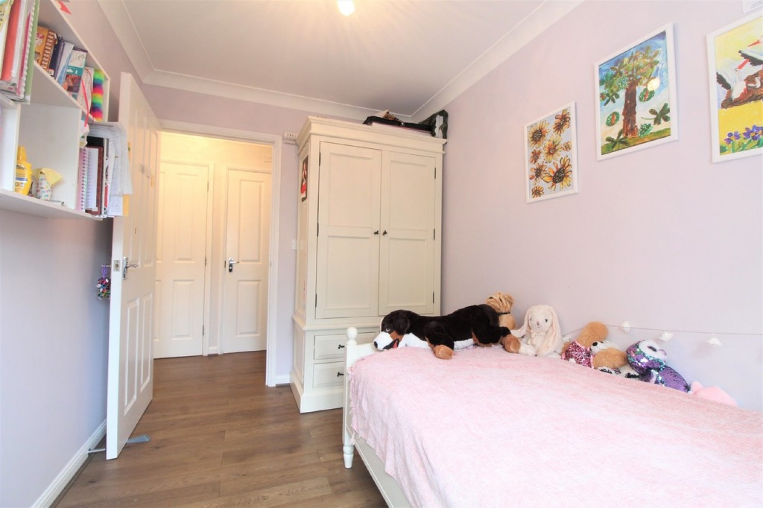 George Williams Way, Town Centre