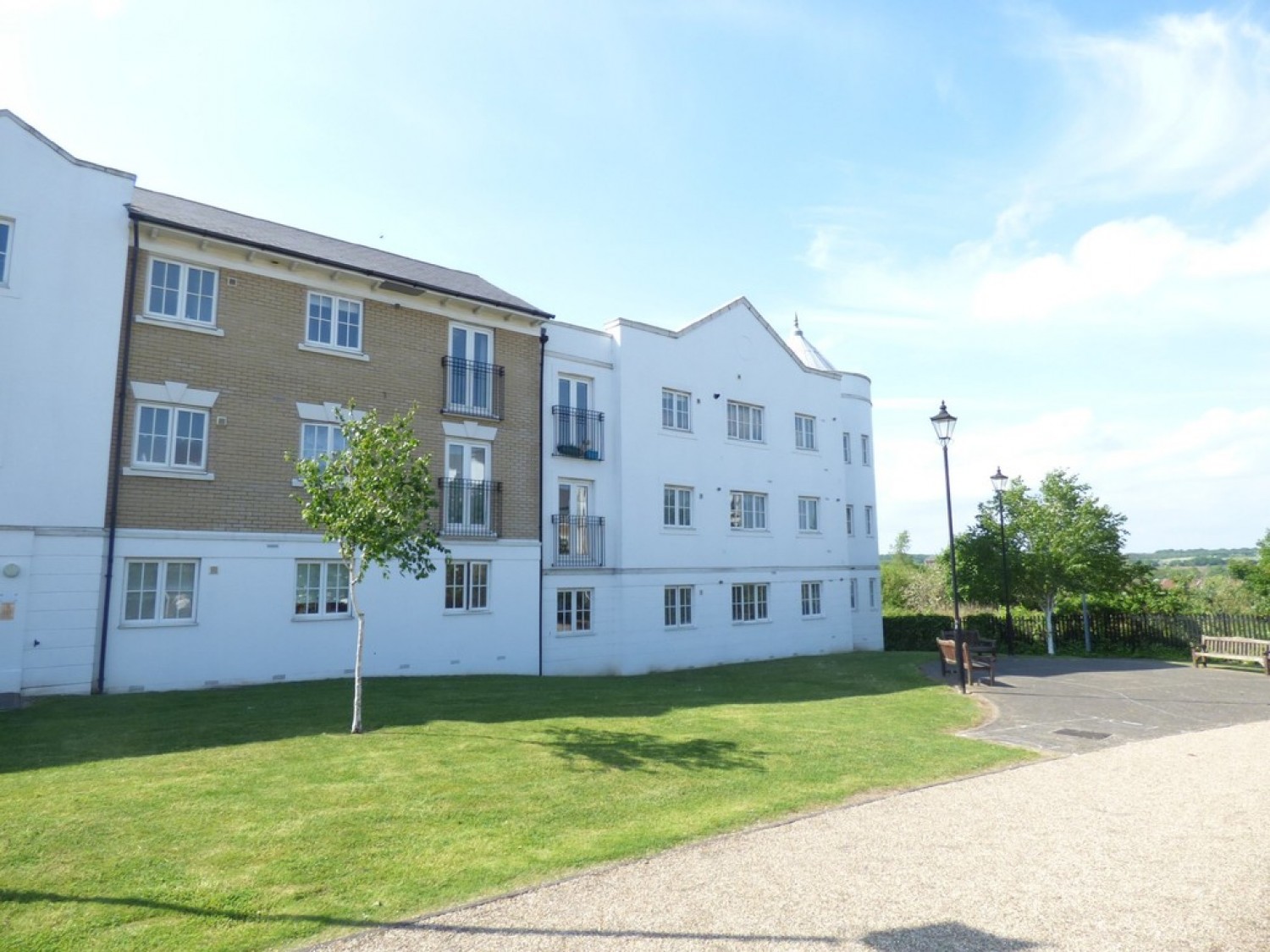 George Williams Way, Town Centre