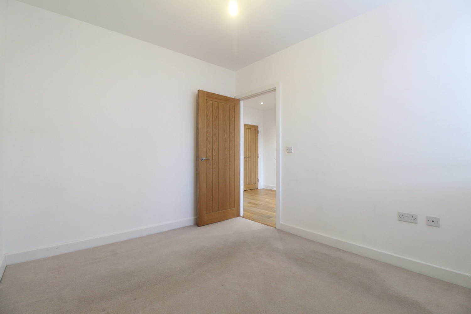 1 bedroom Flat for Letting St Peters Street, Dutch Quarter