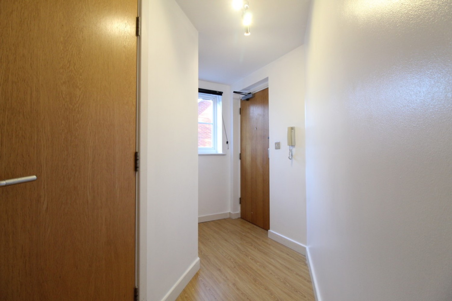 2 bedroom Flat for Letting Mortimer Gardens, Myland