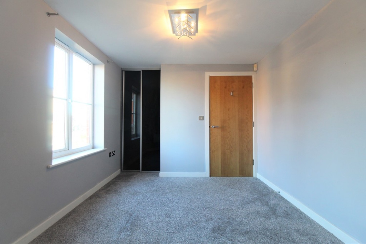 2 bedroom Flat for Letting Mortimer Gardens, Myland