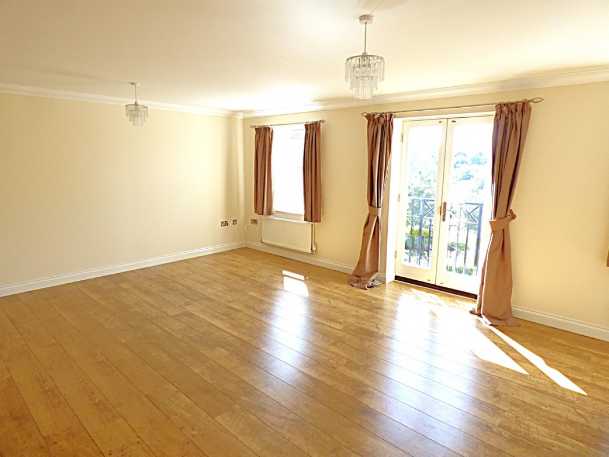Henry Laver Court, Balkerne Heights