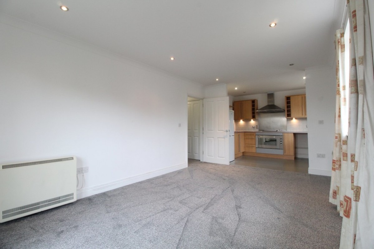 Bloyes Mews, North Station