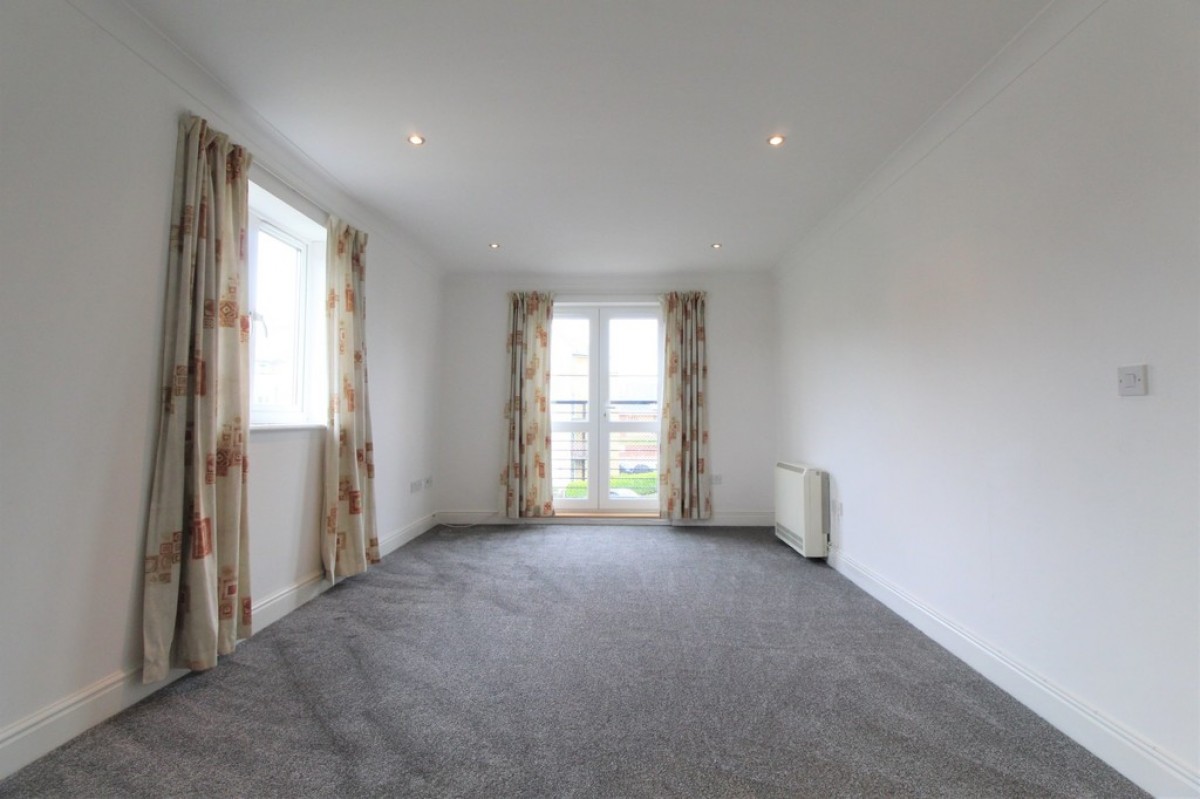 Bloyes Mews, North Station