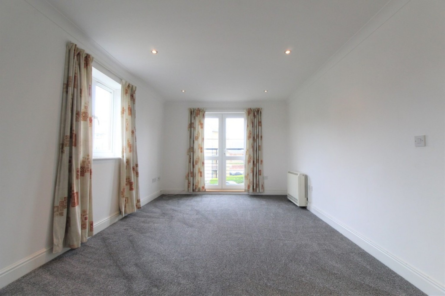 2 bedroom Flat for Sale Bloyes Mews, North Station