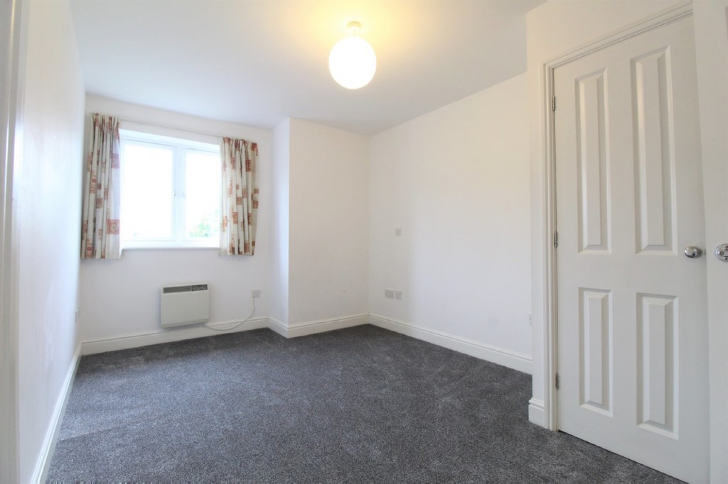 2 bedroom Flat for Sale Bloyes Mews, North Station