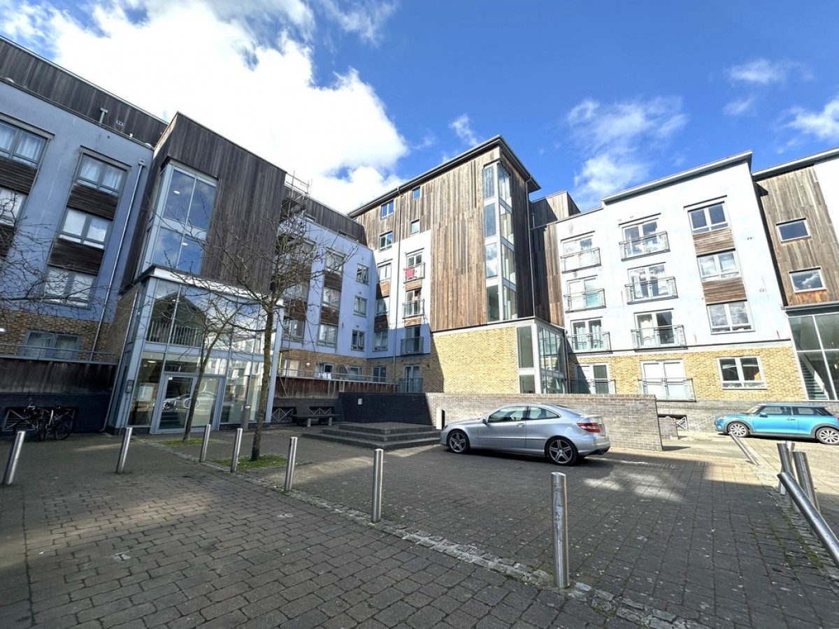 Quayside Drive, Hythe