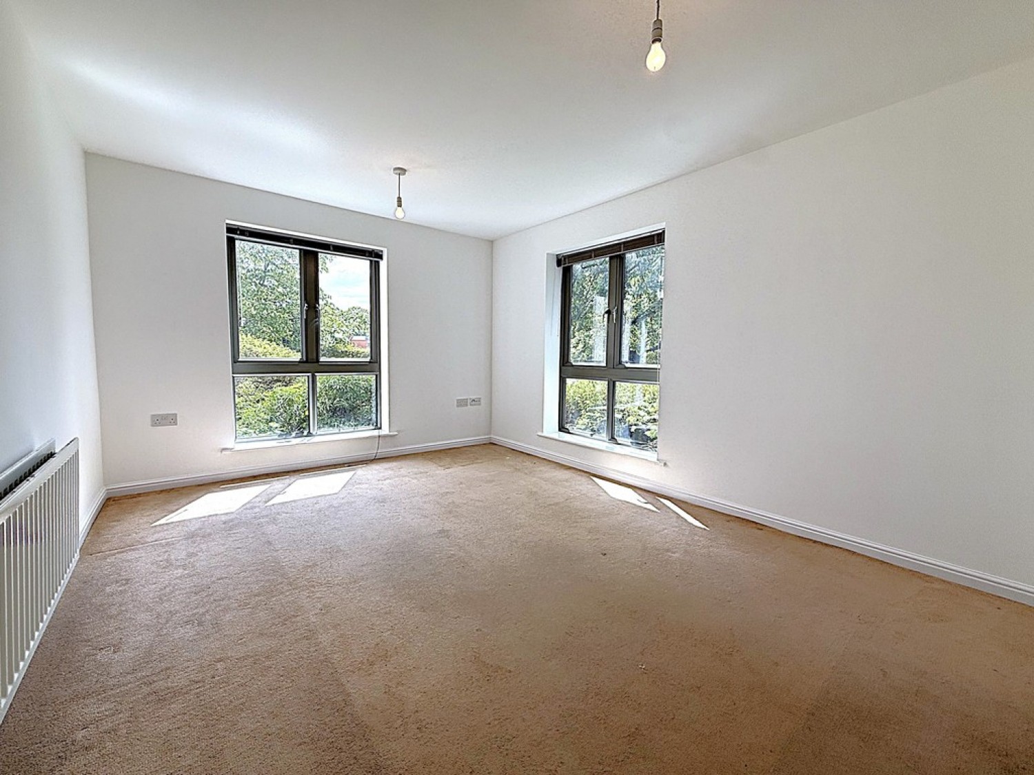2 bedroom Flat for Letting Bradman Court, Circular Road East