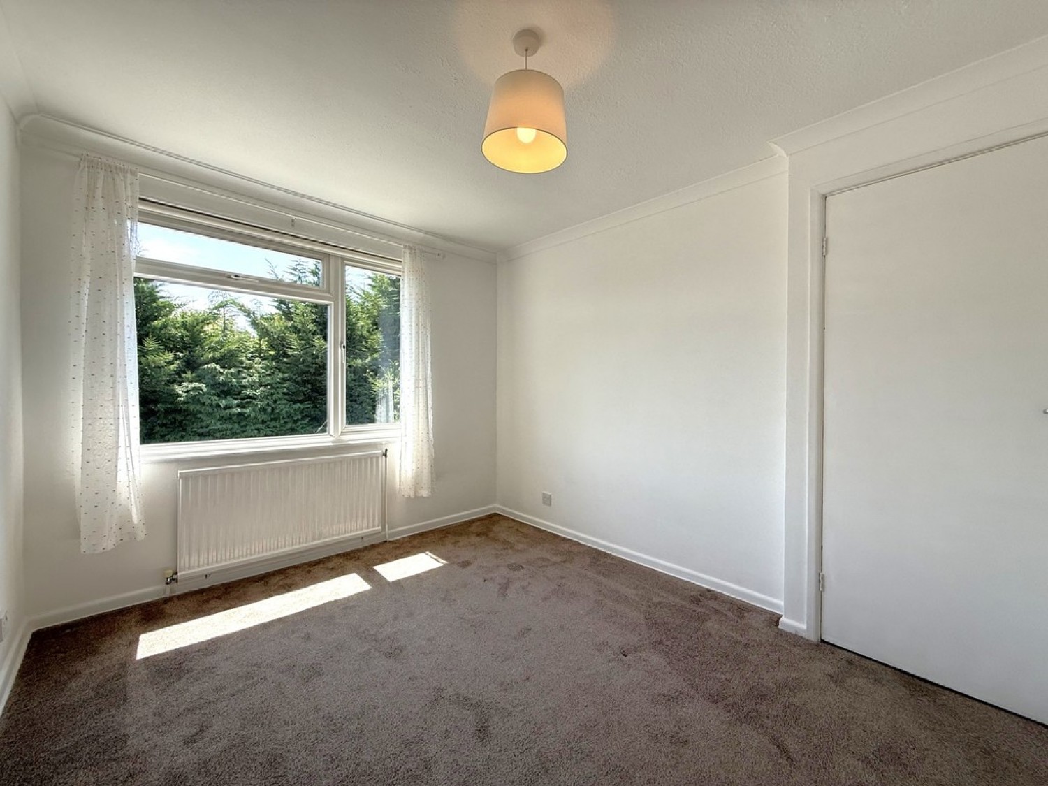 2 bedroom House for Letting Durham Square, Town Centre