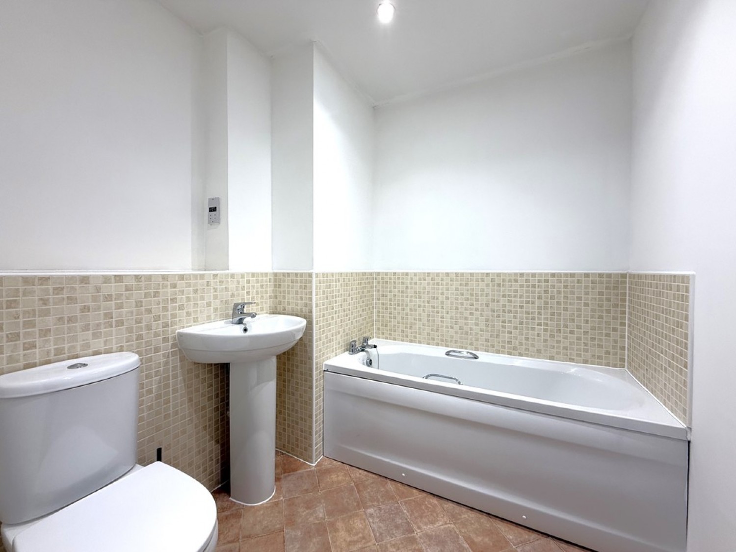 2 bedroom Flat for Letting Beche House, Abbeyfeilds