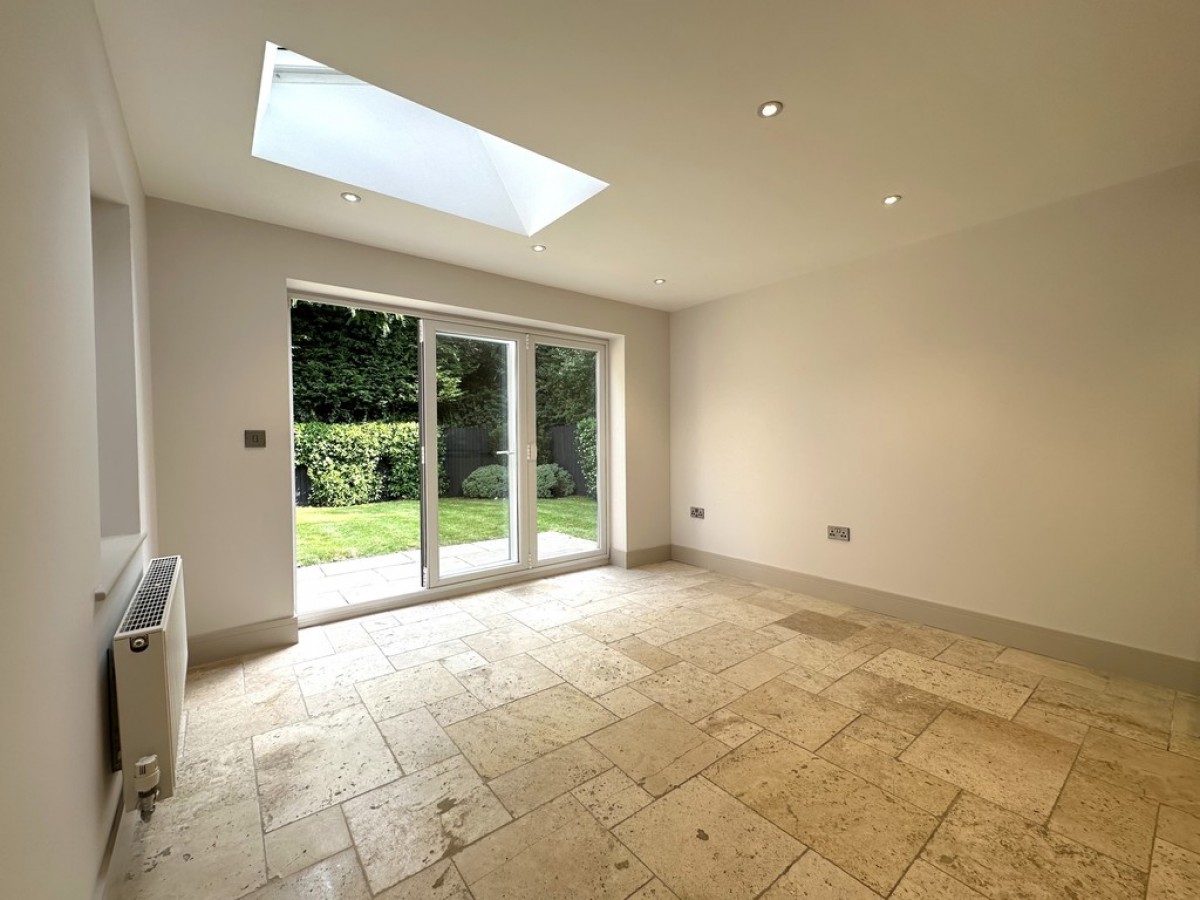 Warren Lane, Stanway