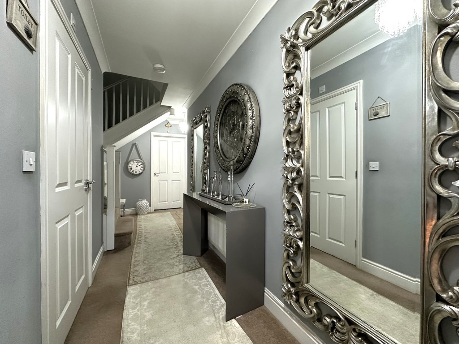 4 bedroom House for Sale Little Woods Mews, North Station