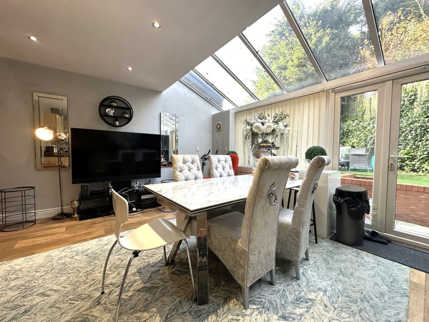 4 bedroom House for Sale Little Woods Mews, North Station