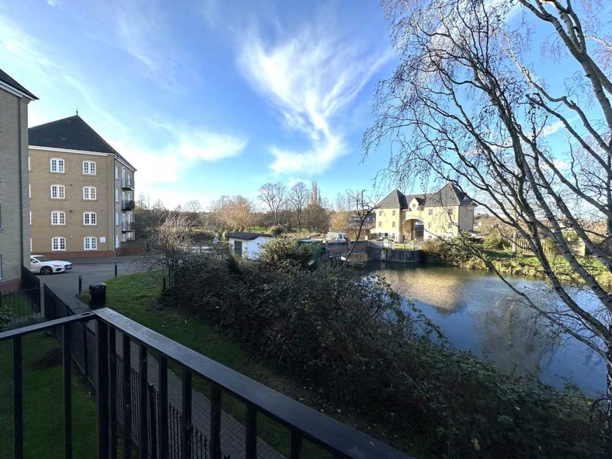 Grosvenor Place, East Street