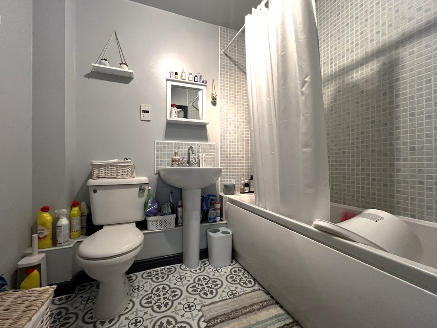 Springham Drive, Highwoods