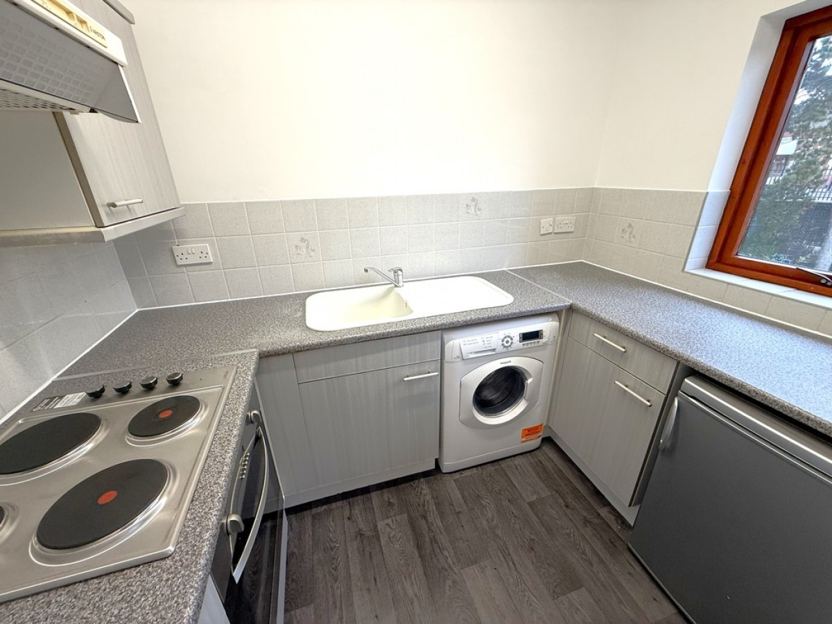 Claremont Heights, North Station