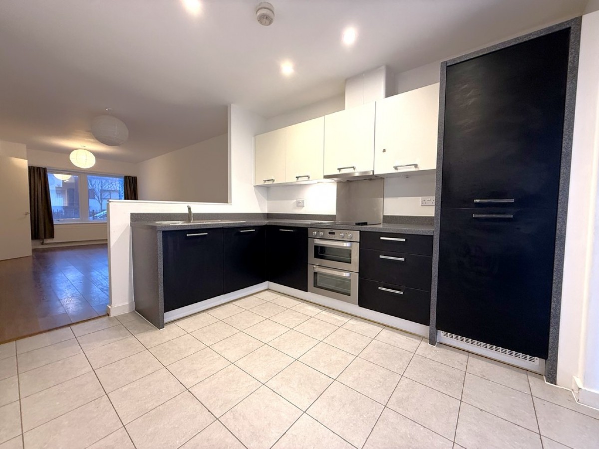 Cowper Crescent, Mile End