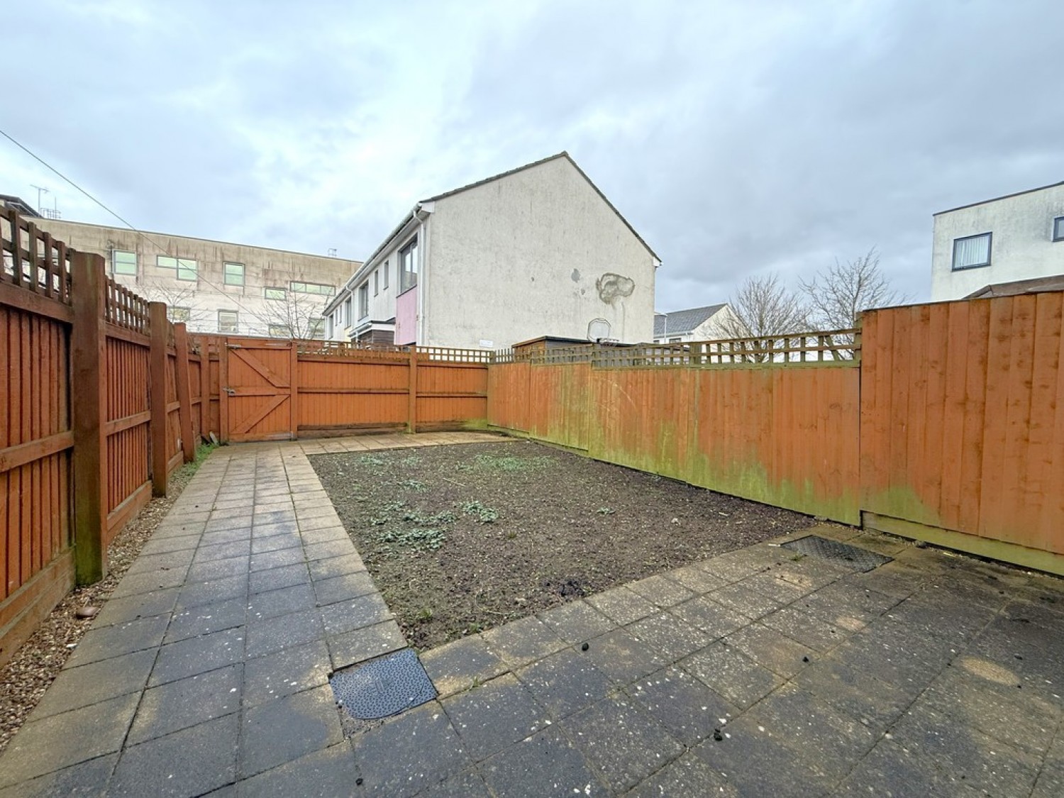 3 bedroom House for Letting Cowper Crescent, Mile End