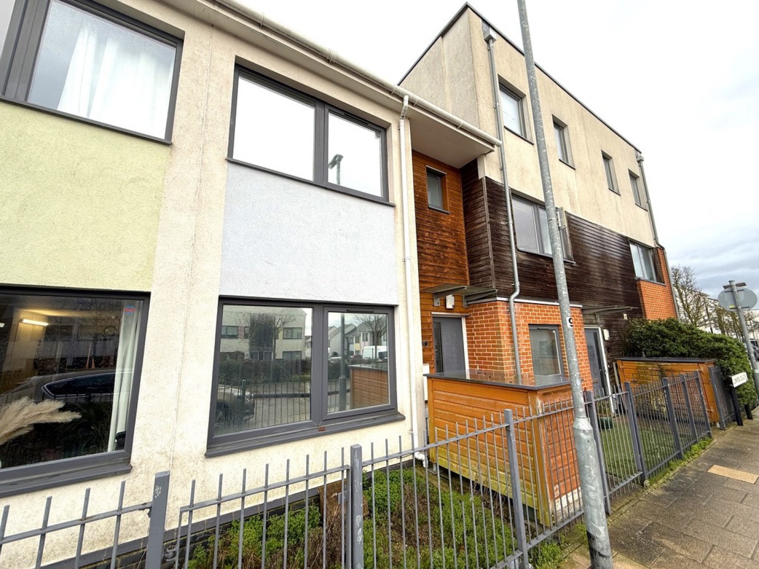 3 bedroom House for Letting Cowper Crescent, Mile End