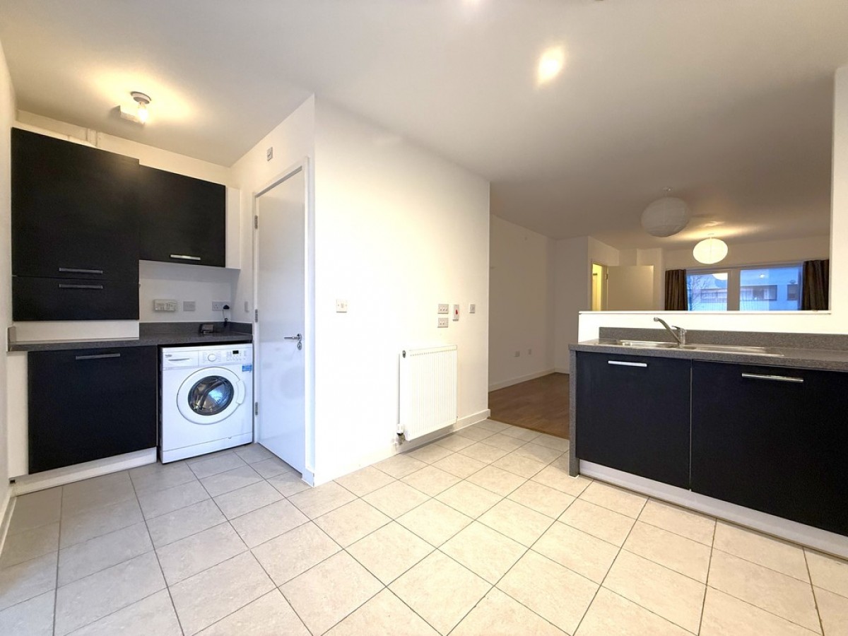 Cowper Crescent, Mile End