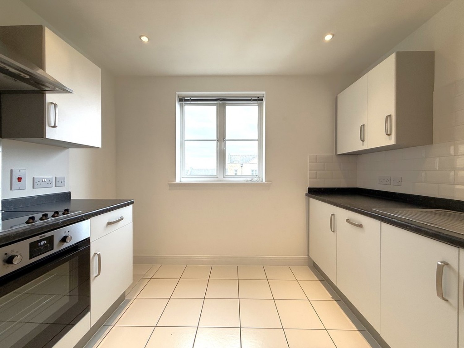 2 bedroom Flat for Sale Propelair Way, North Station