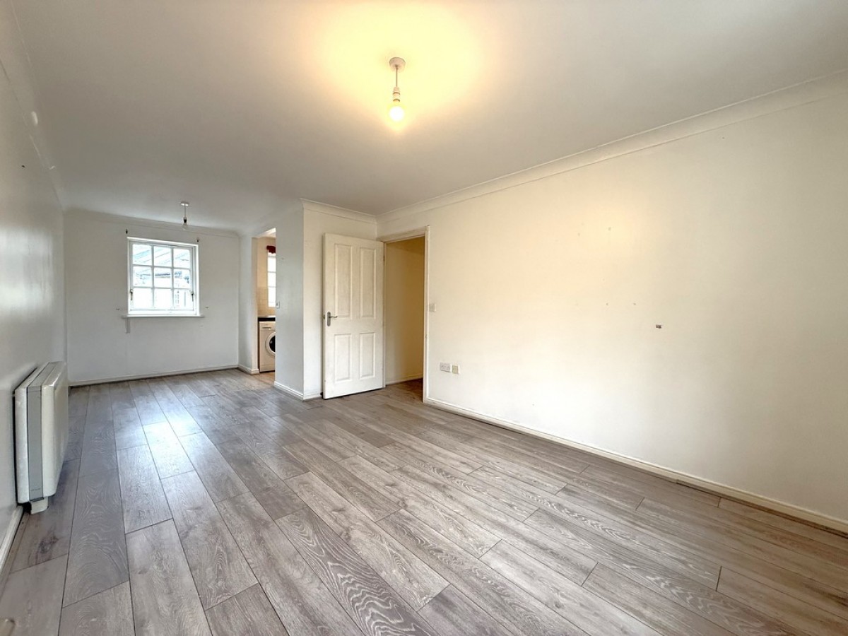 Albany Gardens, Hythe