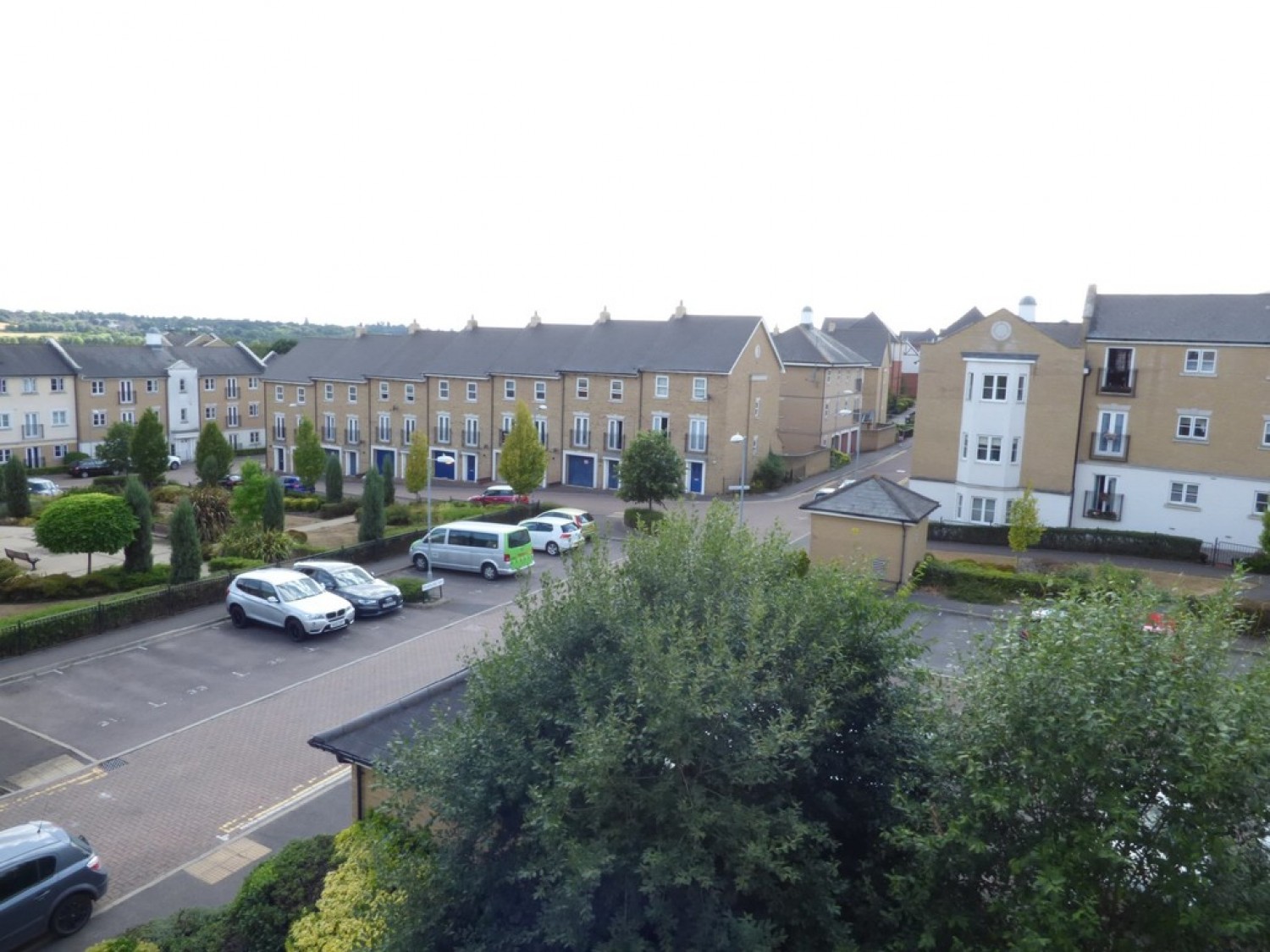 2 bedroom Flat for Sale Aerofoil Grove, North Station