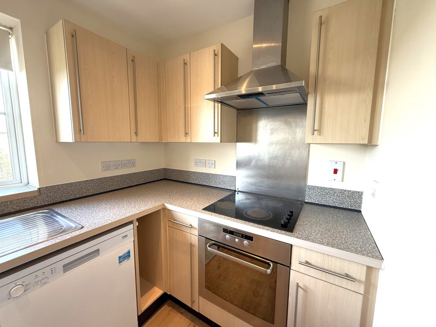 2 bedroom Flat for Sale Aerofoil Grove, North Station