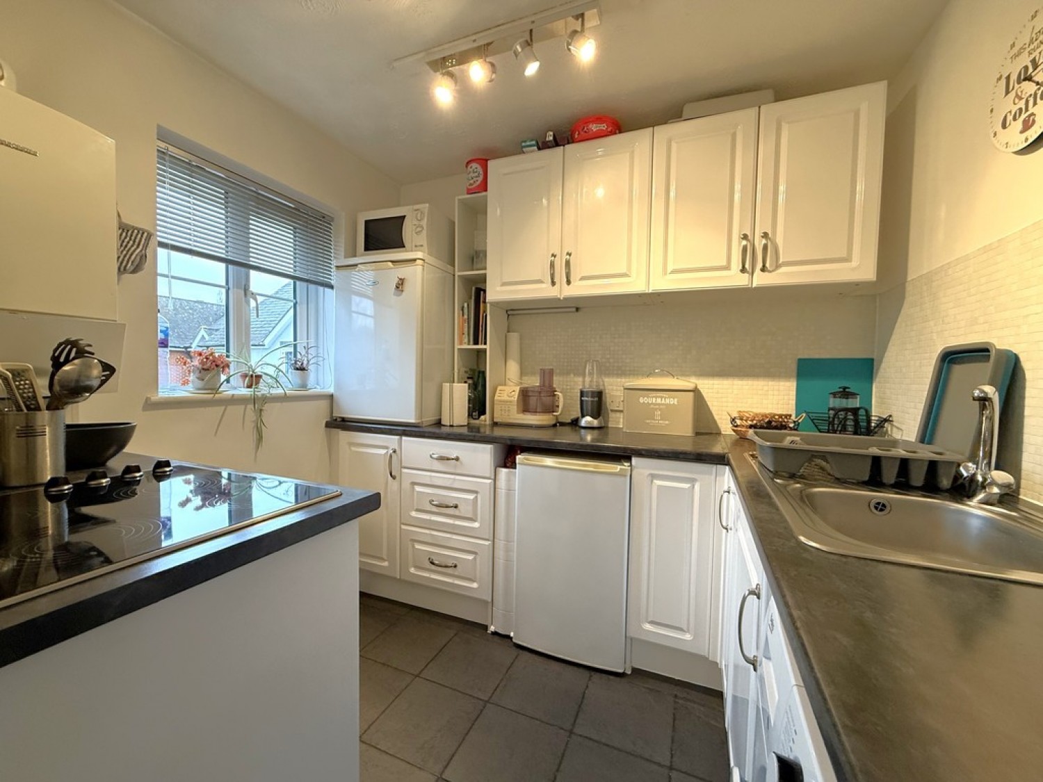 1 bedroom Flat for Sale Victoria Chase, North Station Road