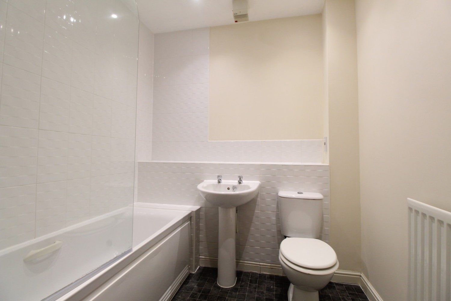2 bedroom Flat for Sale Chariot Drive, South Colchester