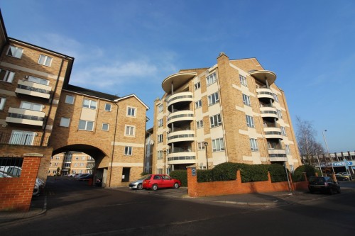 Branagh Court, Reading