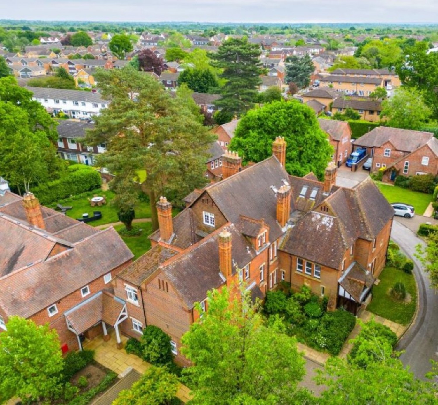 Church Mews, Woodley