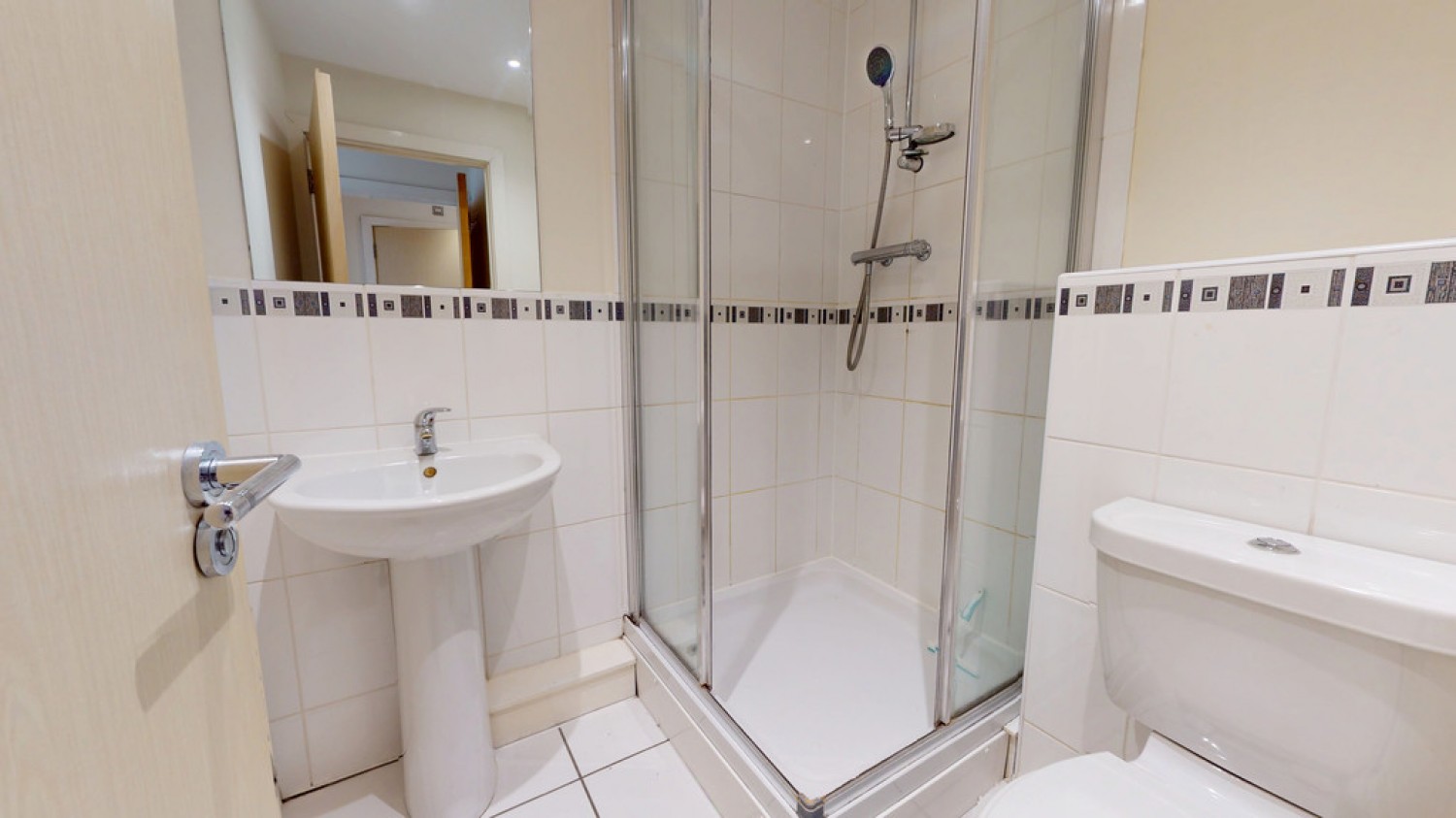 2 bedroom Flat for Letting Providence Park , Princess Elizabeth Way