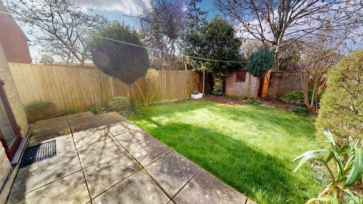 Elliott Place, Hatherley