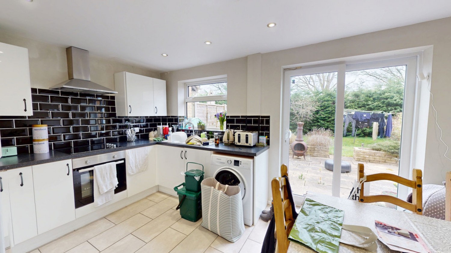 3 bedroom House for Letting Timperley Way, Up Hatherley