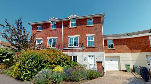 Brosnan Drive, Cheltenham