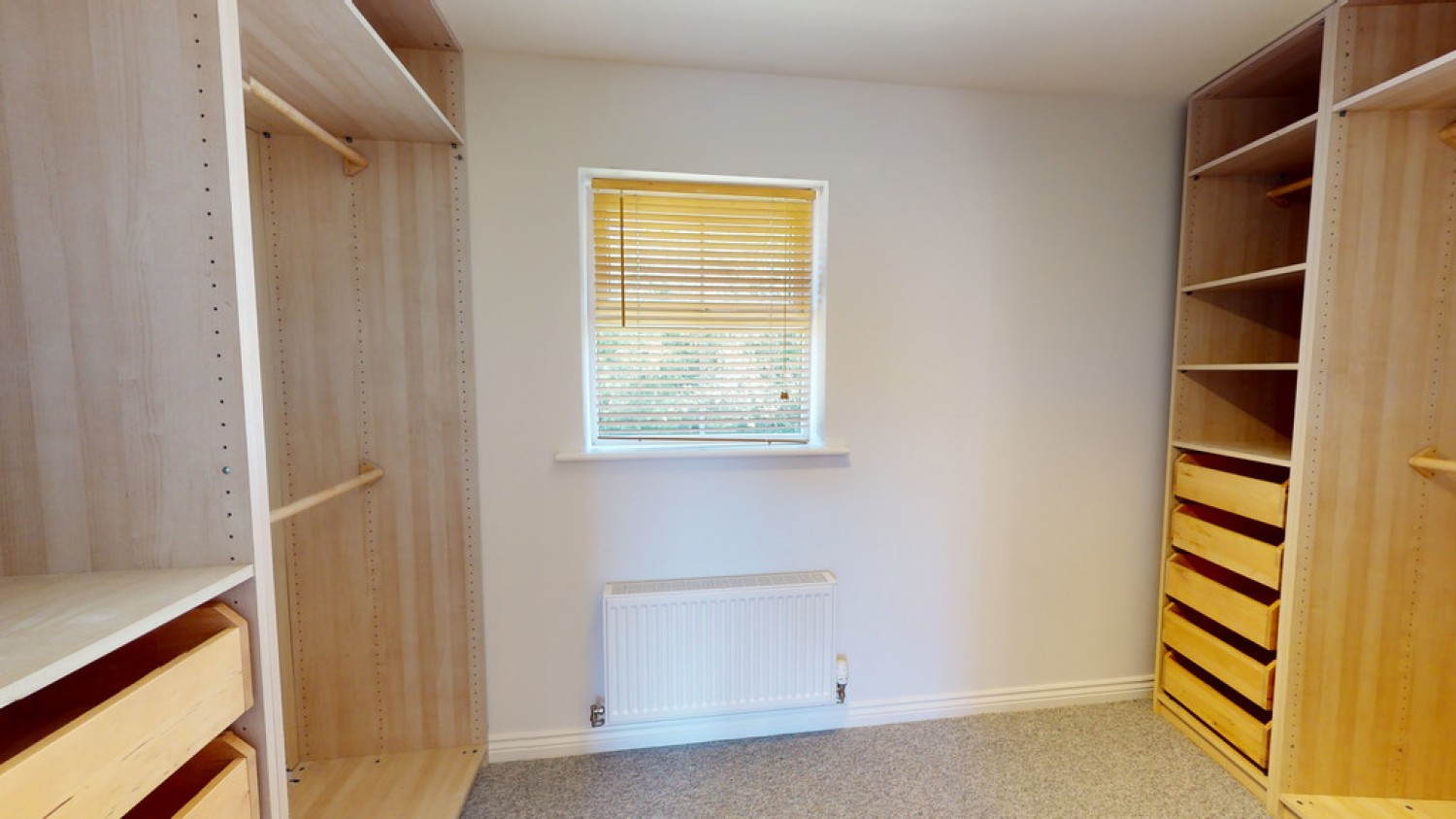 5 bedroom House for Letting Brosnan Drive, Cheltenham
