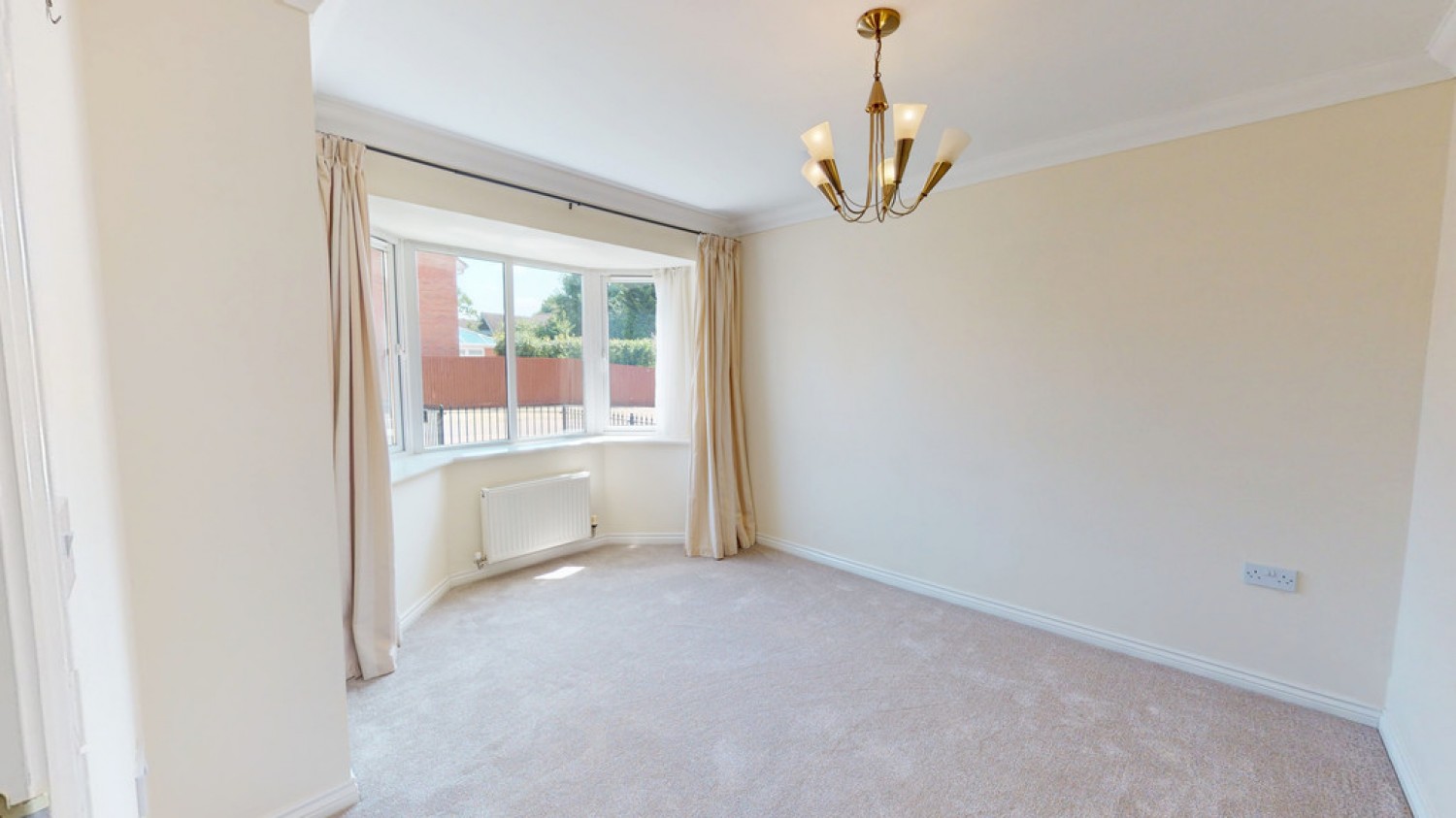 4 bedroom House for Letting Coburn Gardens, Cheltenham