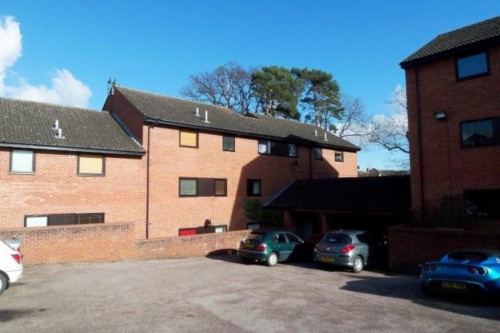 Balmoral Court, King George Close